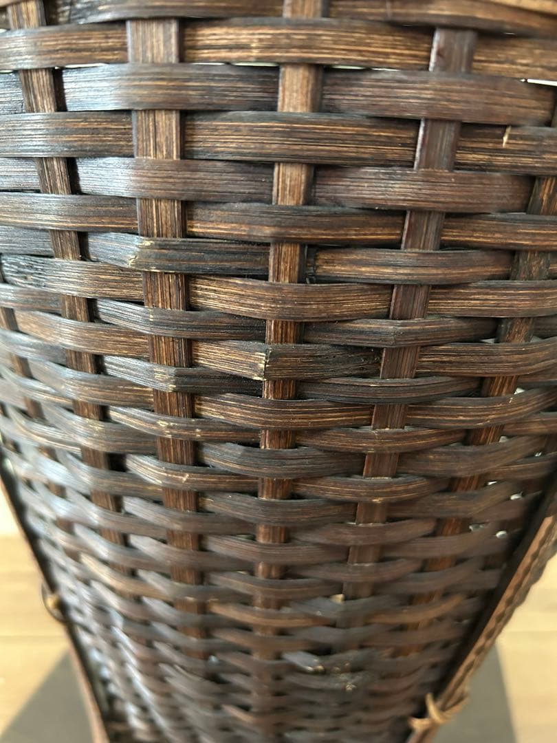 籐と竹の蓋付き 収納バスケット アンティーク アジア手工芸　置物