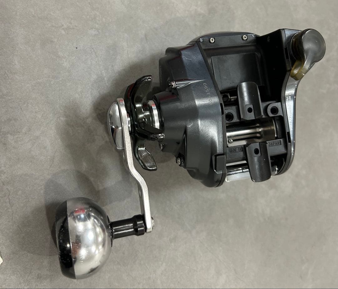 ぷ*ー様 Daiwa SEABORG 300J 電動リール ☆ジャンク品破損 シ