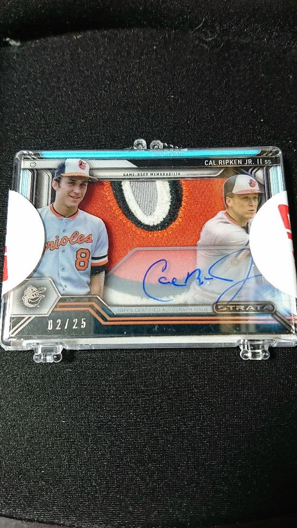 Cal Ripken, Jr.直書き直筆サイン パッチカード
