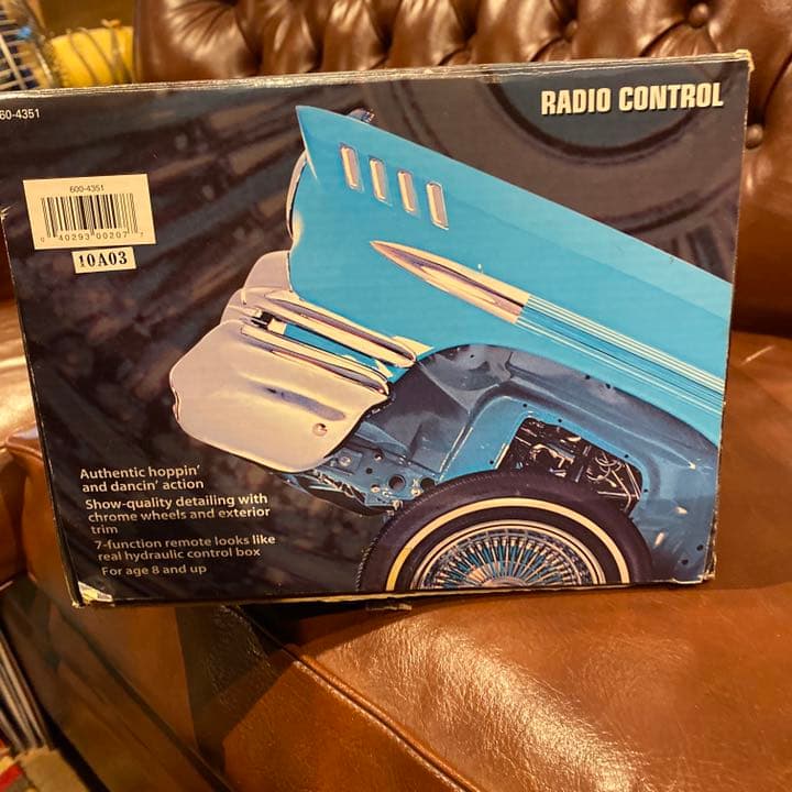 シボレーインパラ58年　ローライダー　ホッピング　カスタム　アメ車