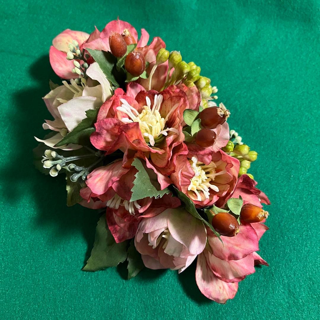 ❤️ 限定1点❤️スパイダーリリーとワイルドローズと木の実のピンクのレイ