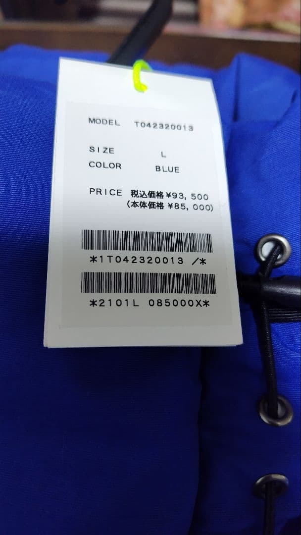 新品未使用　TFW49 ダウンジャケット フード付 ゴルフ　定価93,500円