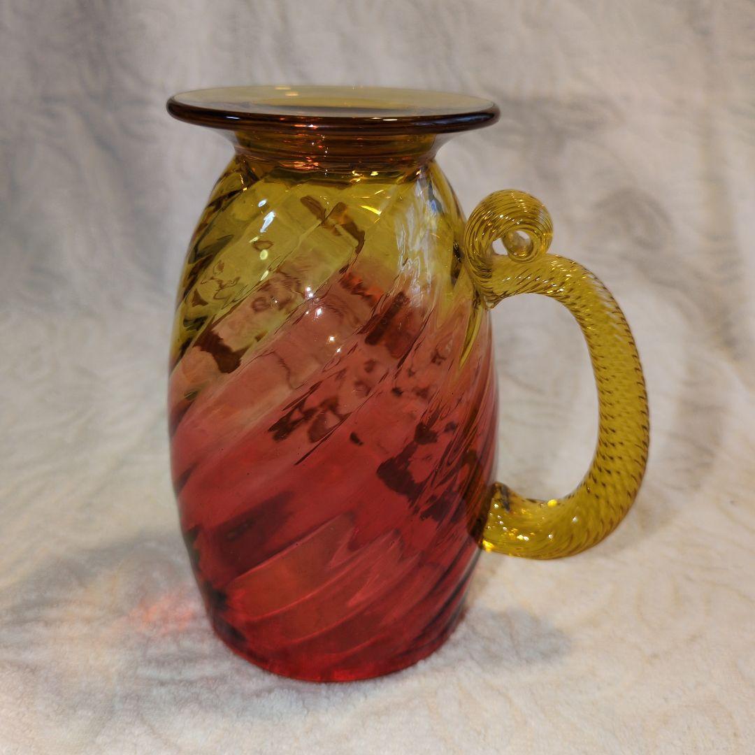 再再お値下げしました❢オールドバカラ、赤と金のつる花柄グラス 超希少のお品物です