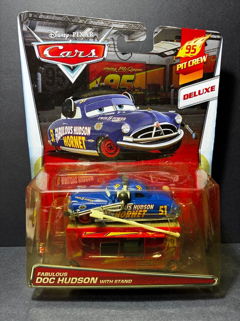 FABULOUS DOC HUDSON WITH STAND カーズ ミニカー
