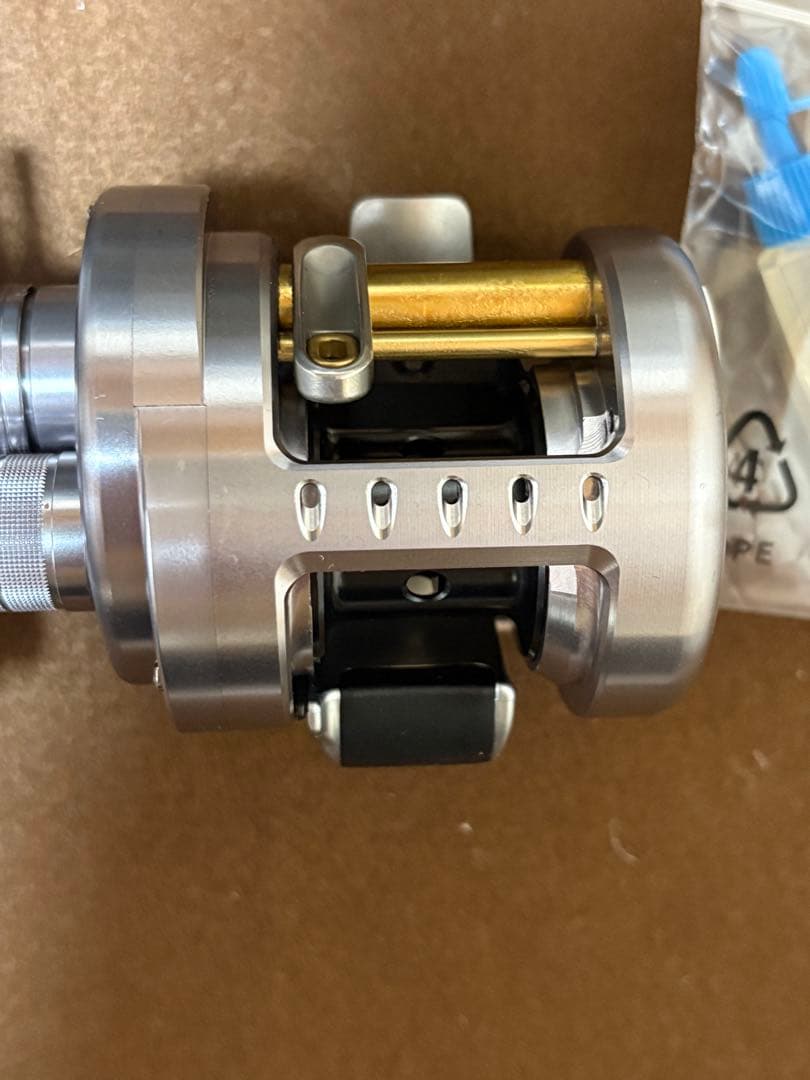 SHIMANO CALCUTTA CONQUEST 51DC 新品未使用