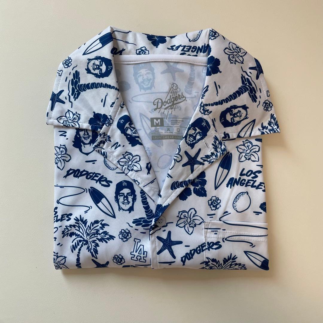 【新品】2025年7/1限定　Dodgers Hawaiian シャツ