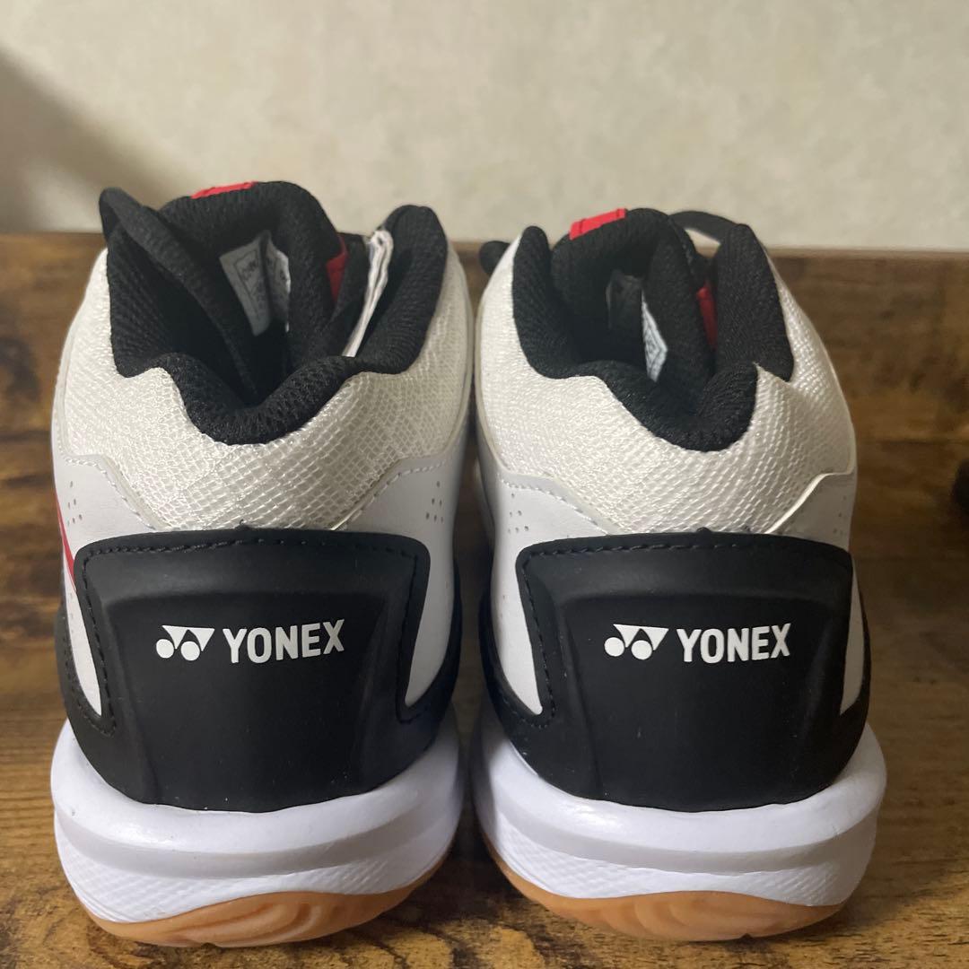 【新品・未使用】YONEX パワークッションチームRISX テニスシューズか