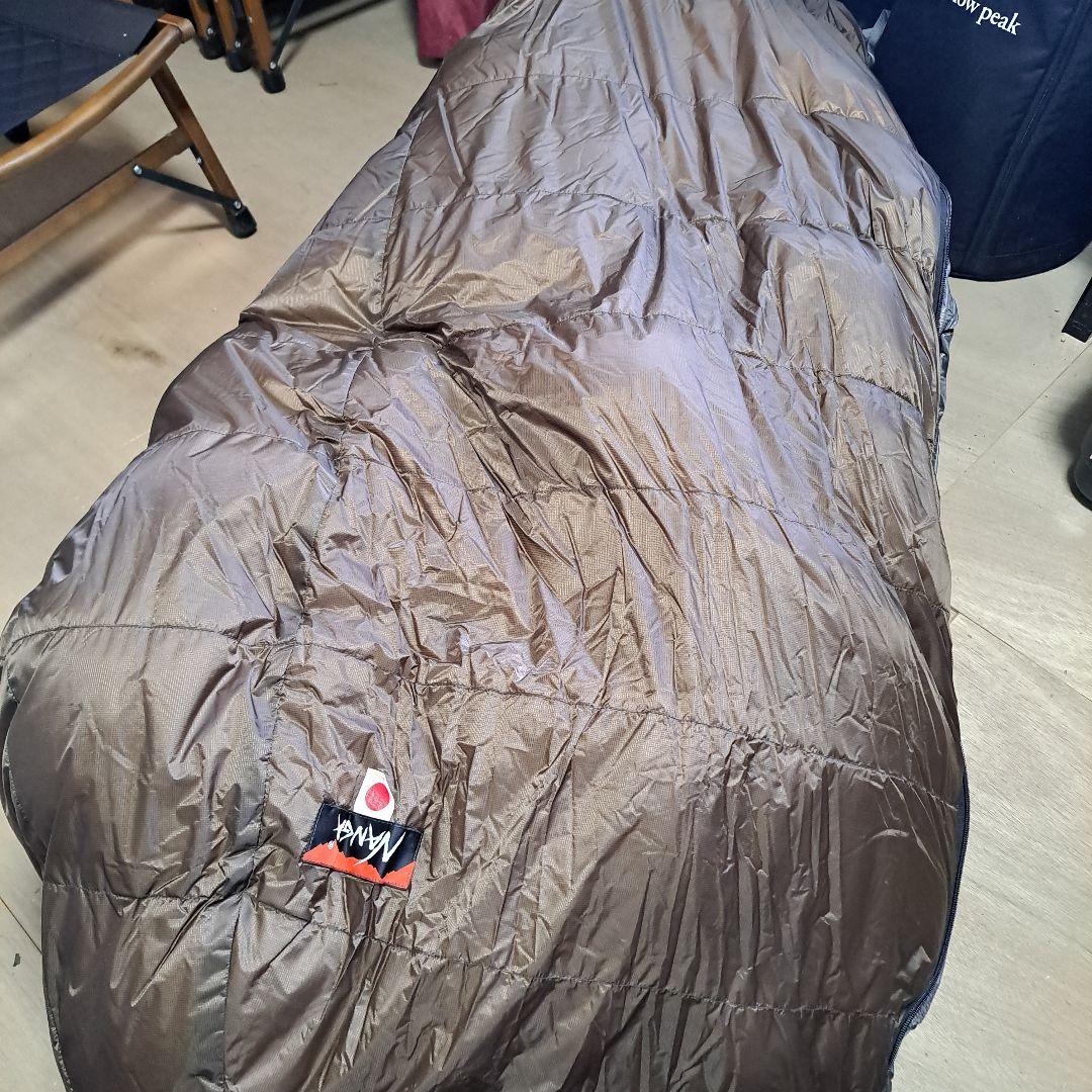 Nanga 黒 寝袋・シュラフ