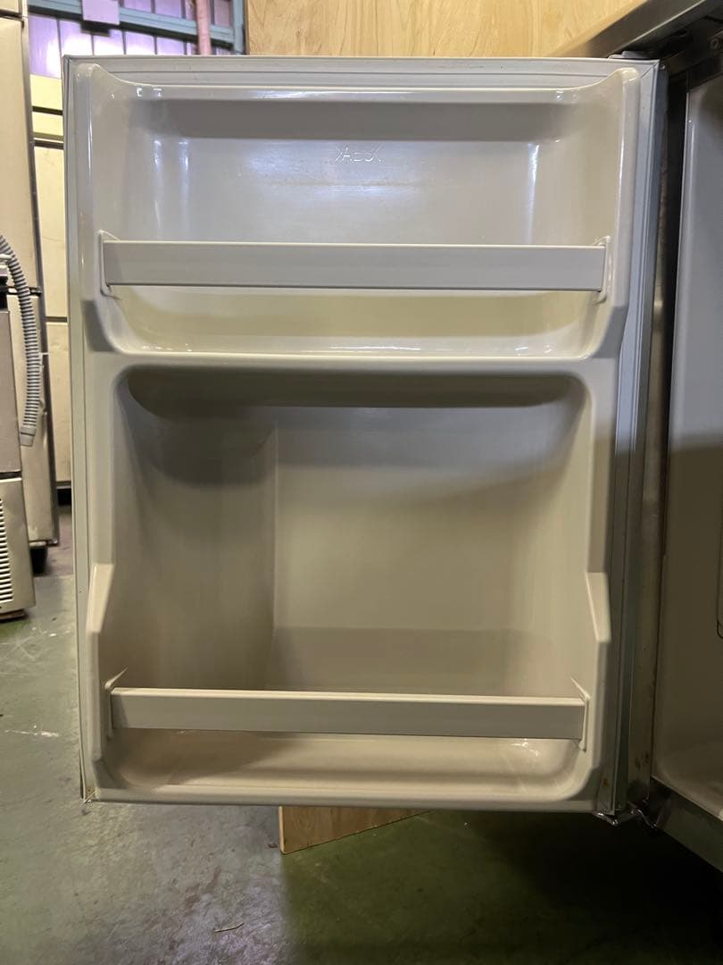 2013年 ホシザキテーブル形冷蔵庫 1200x600x800