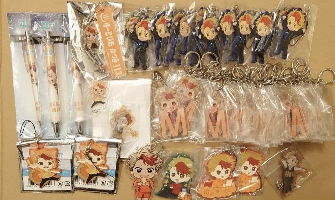 ★送料込★ユーリ!!! on ice★グッズ★超大量まとめ売り