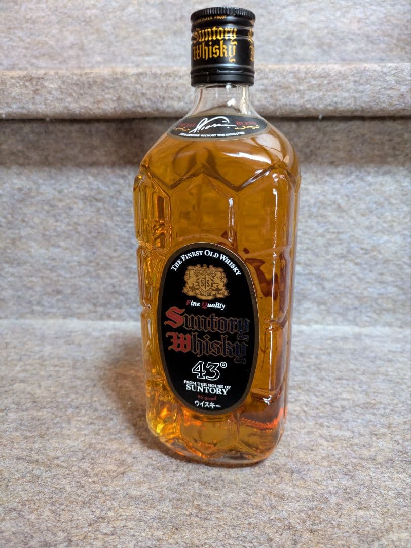 古酒 サントリー ウイスキー 角瓶 黒角 700ml 43% 未開栓