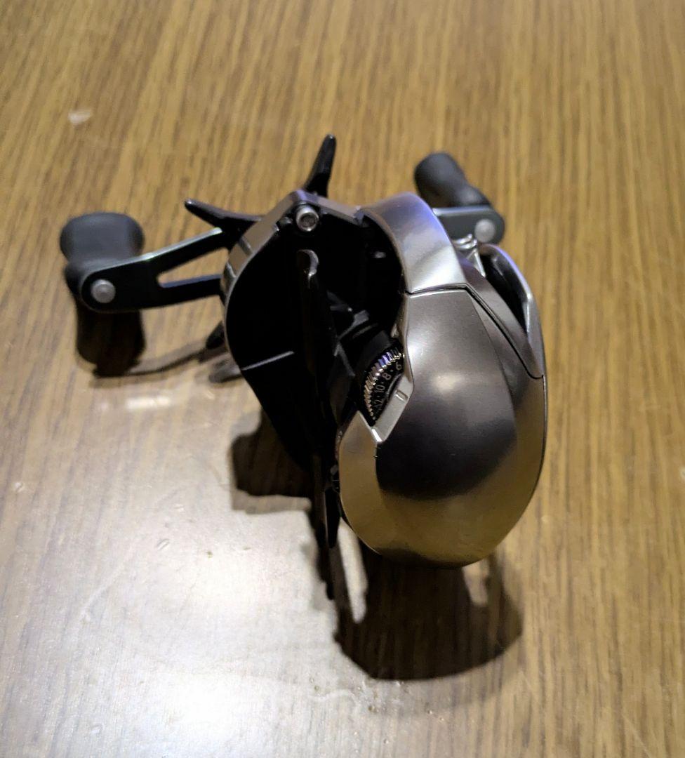 DAIWA 21ジリオンZILLION SV TW 1000H 右ハンドル