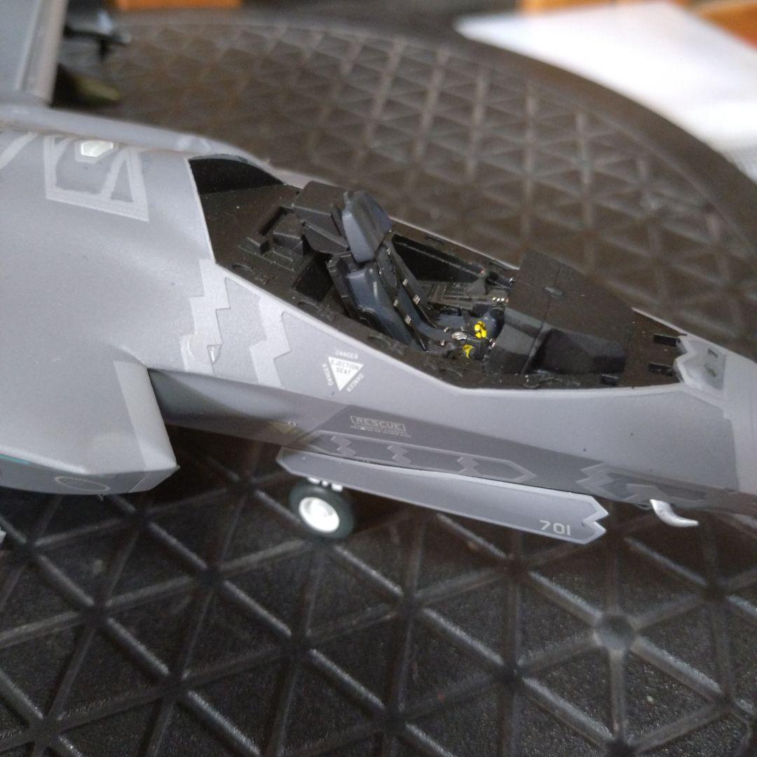モンモデル 1/48 F35AライトニングⅡプラモデル塗装済み完成品