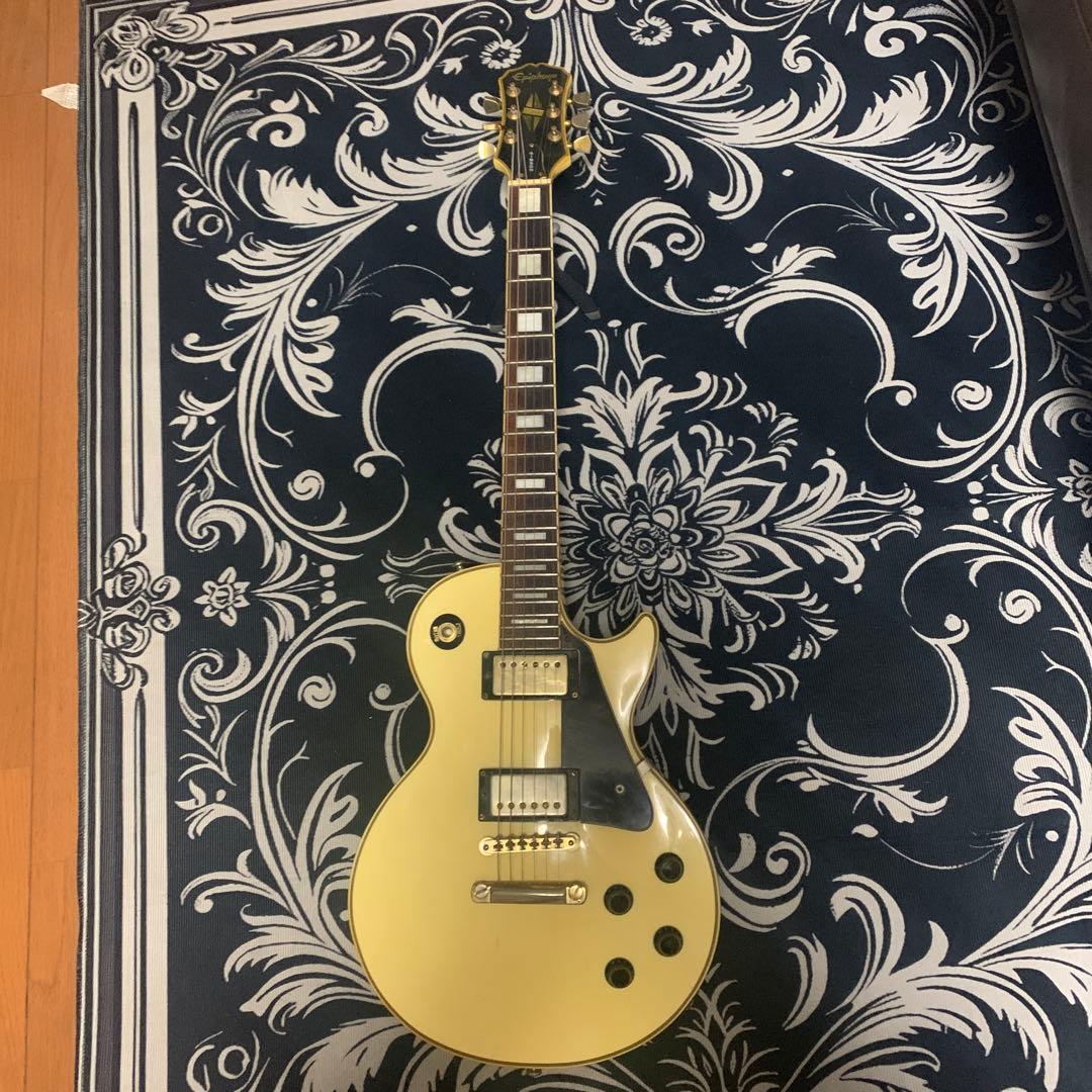 ジ*ー様 Epiphone レスポール　7桁シリアル日本製　クリーム色