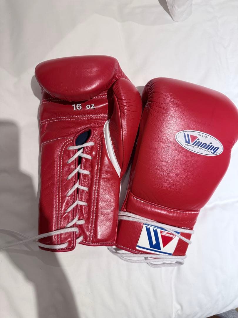 Winning ボクシンググローブ 16 oz 赤