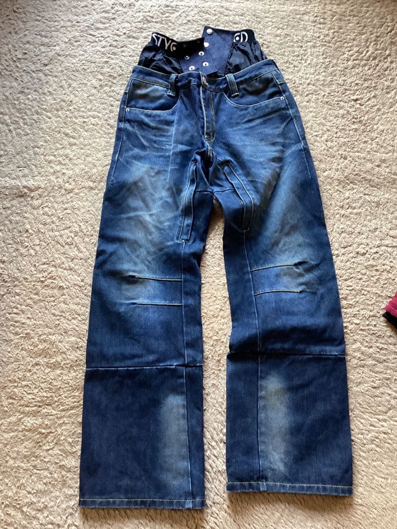 FOURNINESＸMISTYCYCDレディースＳＭスノボウェアスキーウェア