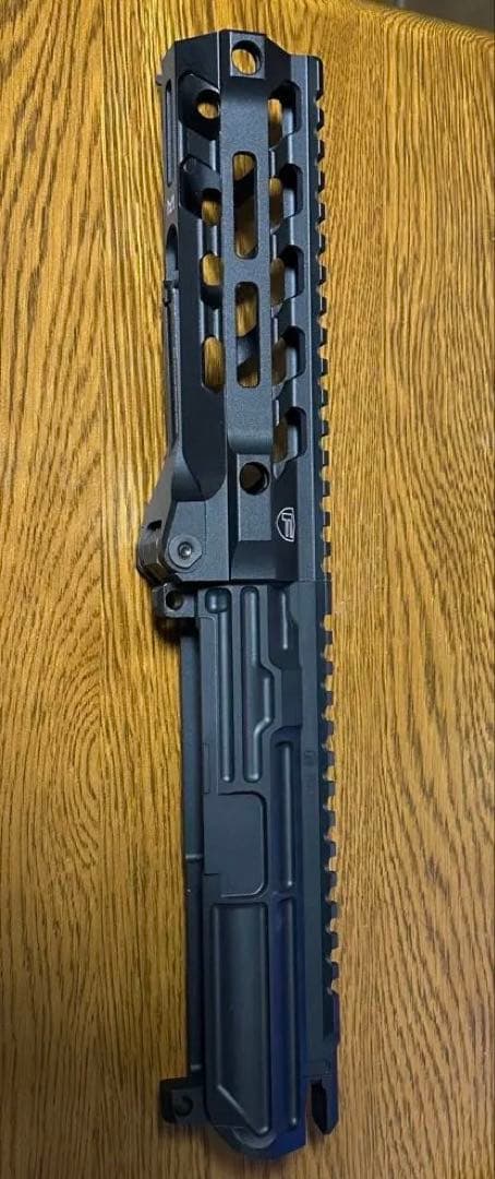 希少　bad556ガスブロmws互換　ハンドガード &アッパーレシーバーブラック