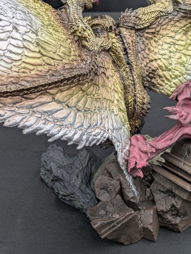 シャガルマガラ　フィギュア　箱無し　カプコン　クリエイターズモデル　モンハン