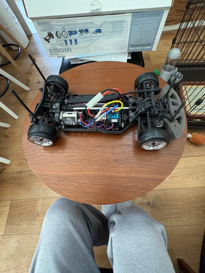Yokomo DRIFT PROJECT 1/10スケールRCカーキット