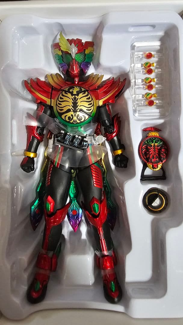 真骨彫フィギュアーツ　仮面ライダーオーズ　タトバ　タジャドル　バース　アンク