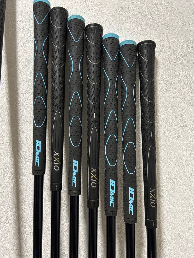 【おすすめ】XXIO ゴルフクラブセット　実用性高いキャディバッグ　日本製ミズノ