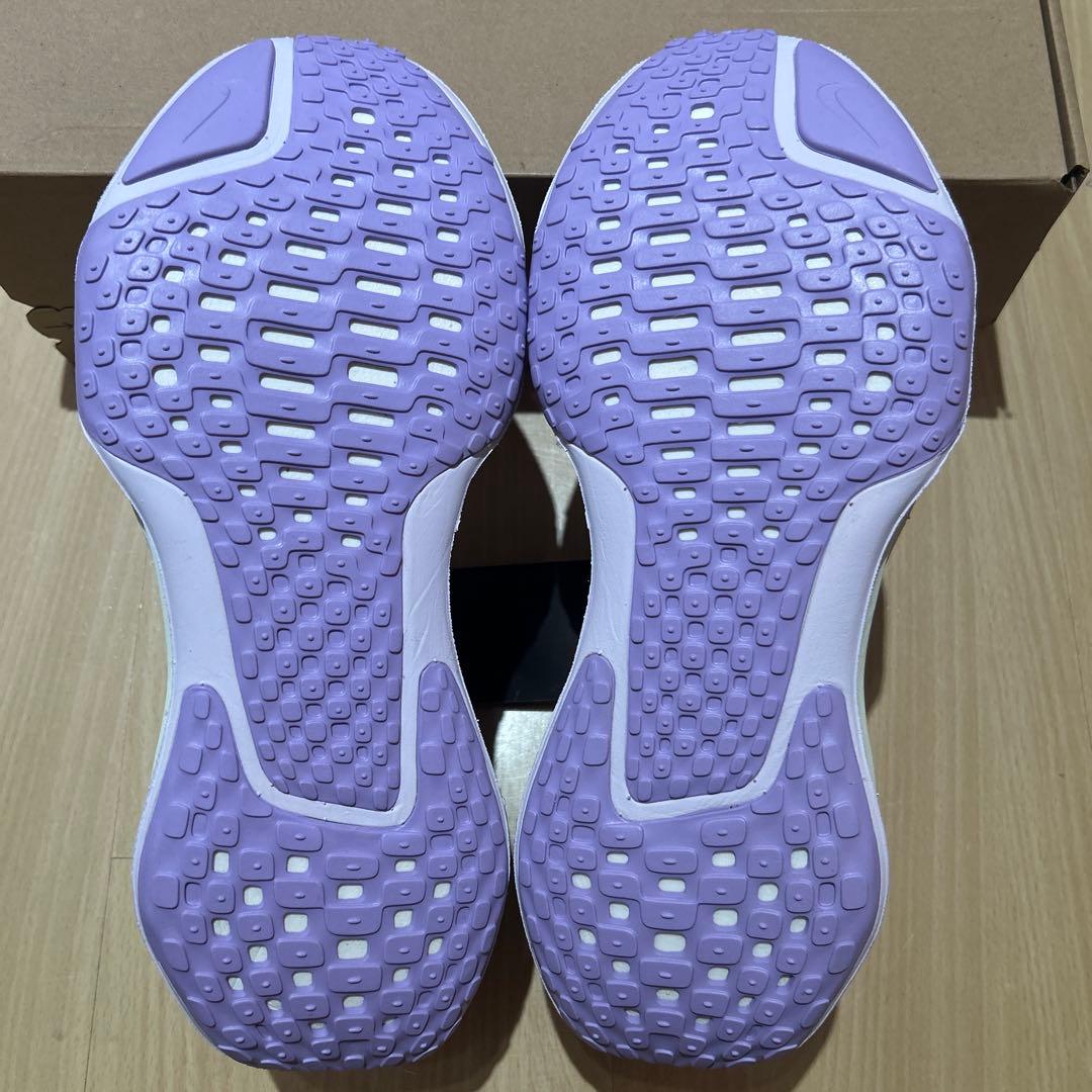 Nike ナイキ　インヴィンシブルラン3