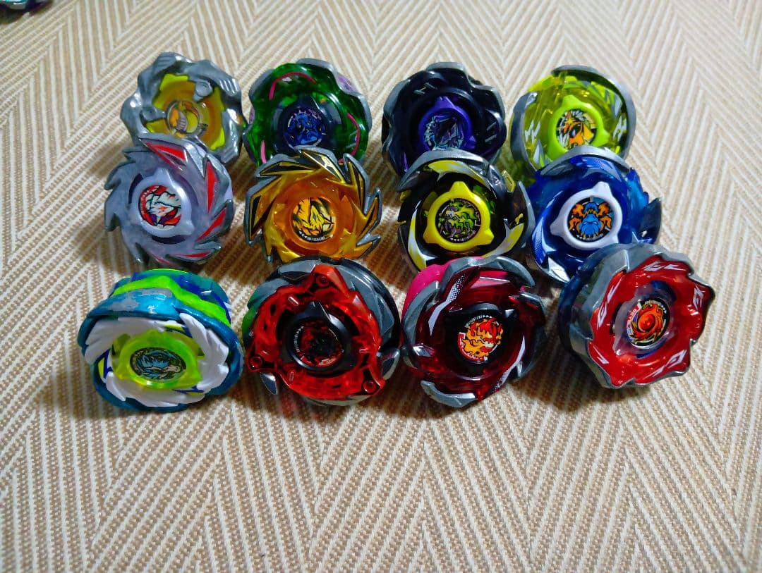 ベイブレード 12個セット