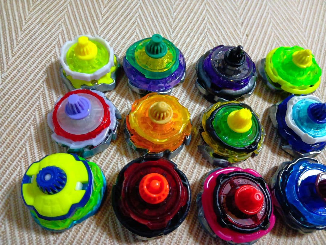 ベイブレード 12個セット