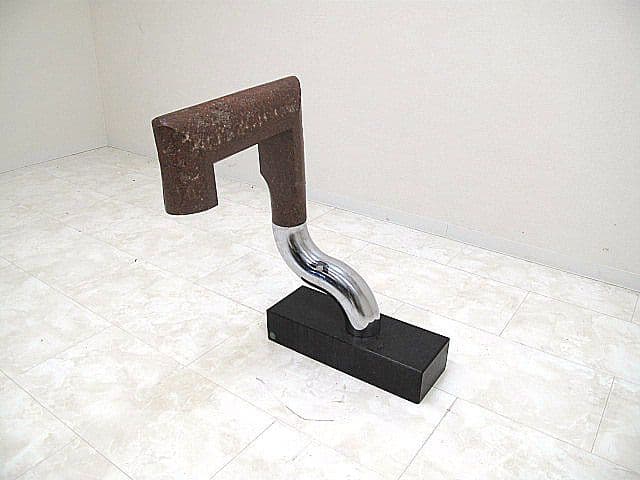 天然大理石×ステンレススチール モニュメント フック形状部回転可動 　オブジェ