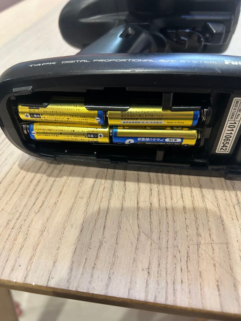 フタバ 4pks R604FS 動作確認済 液晶難有　ジャンク　プロポ　ラジコン