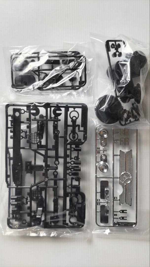 タミヤ 1/10 メルセデス-ベンツ ウニモグ 406 CC-01シャーシ