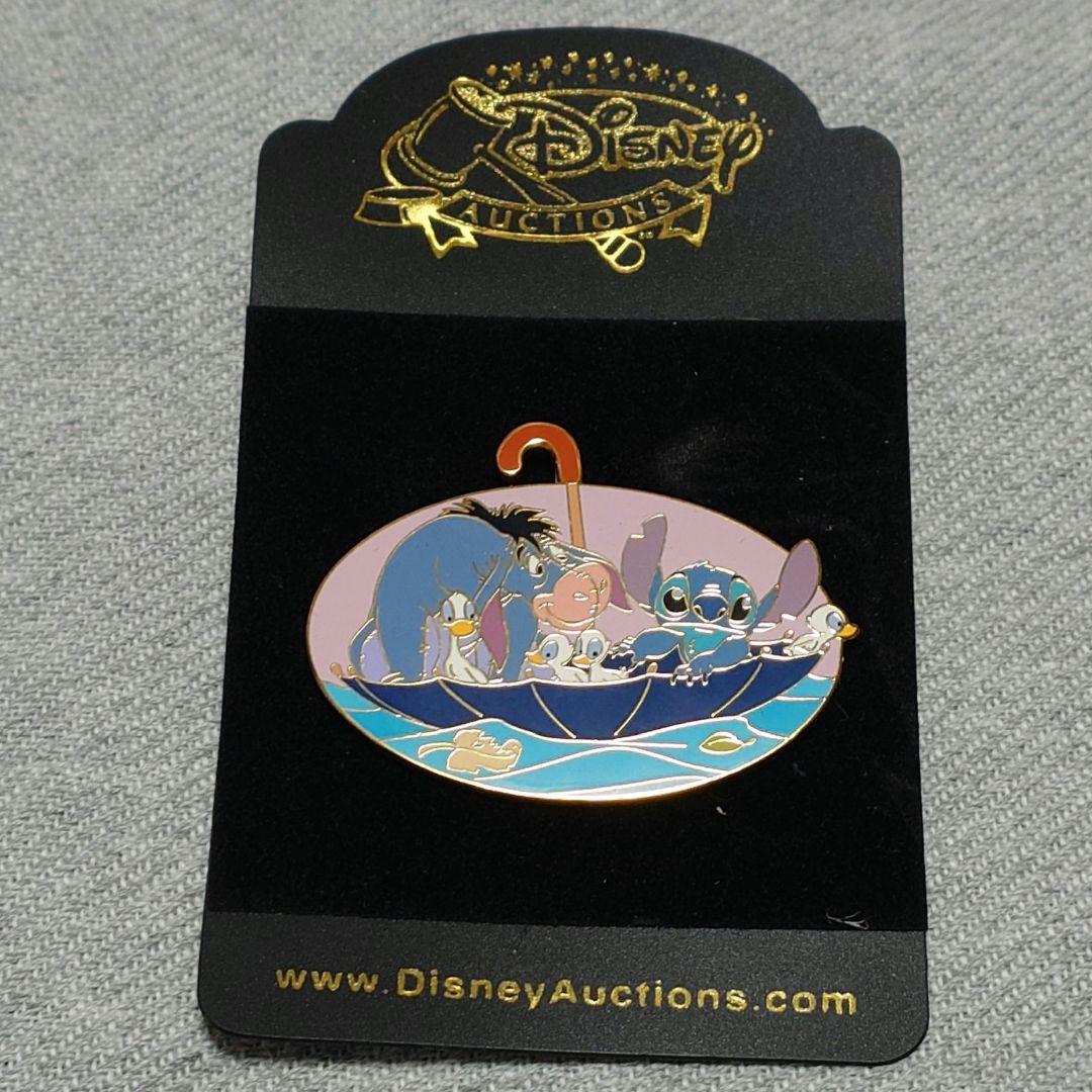【レア】DisneyAuctions スティッチ イーヨー柄 ピンバッジ