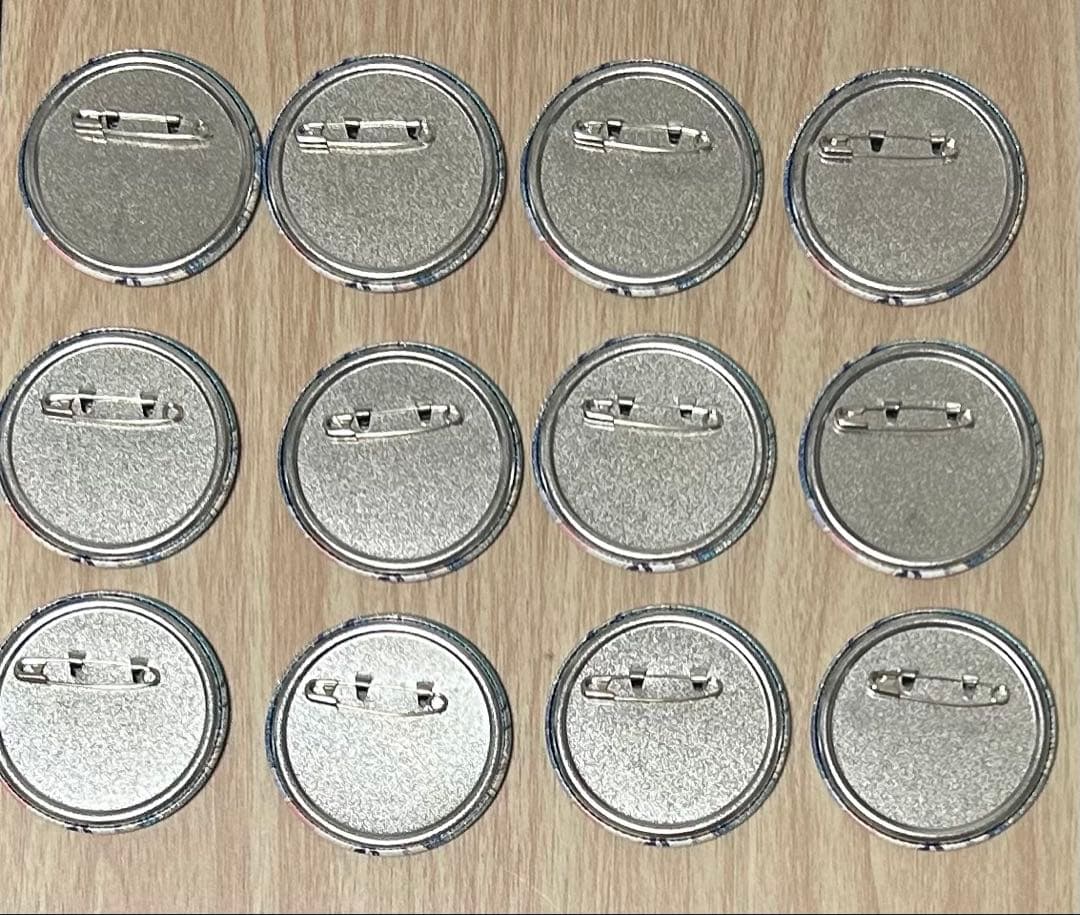 プロセカ　小豆沢こはね　缶バッジ　16C