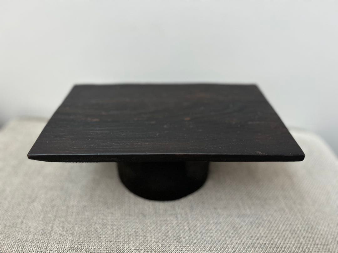 李朝韓国骨董　飾り台　石井佳苗セレクト　ザコンランショップ●川口美術朝鮮ソバン