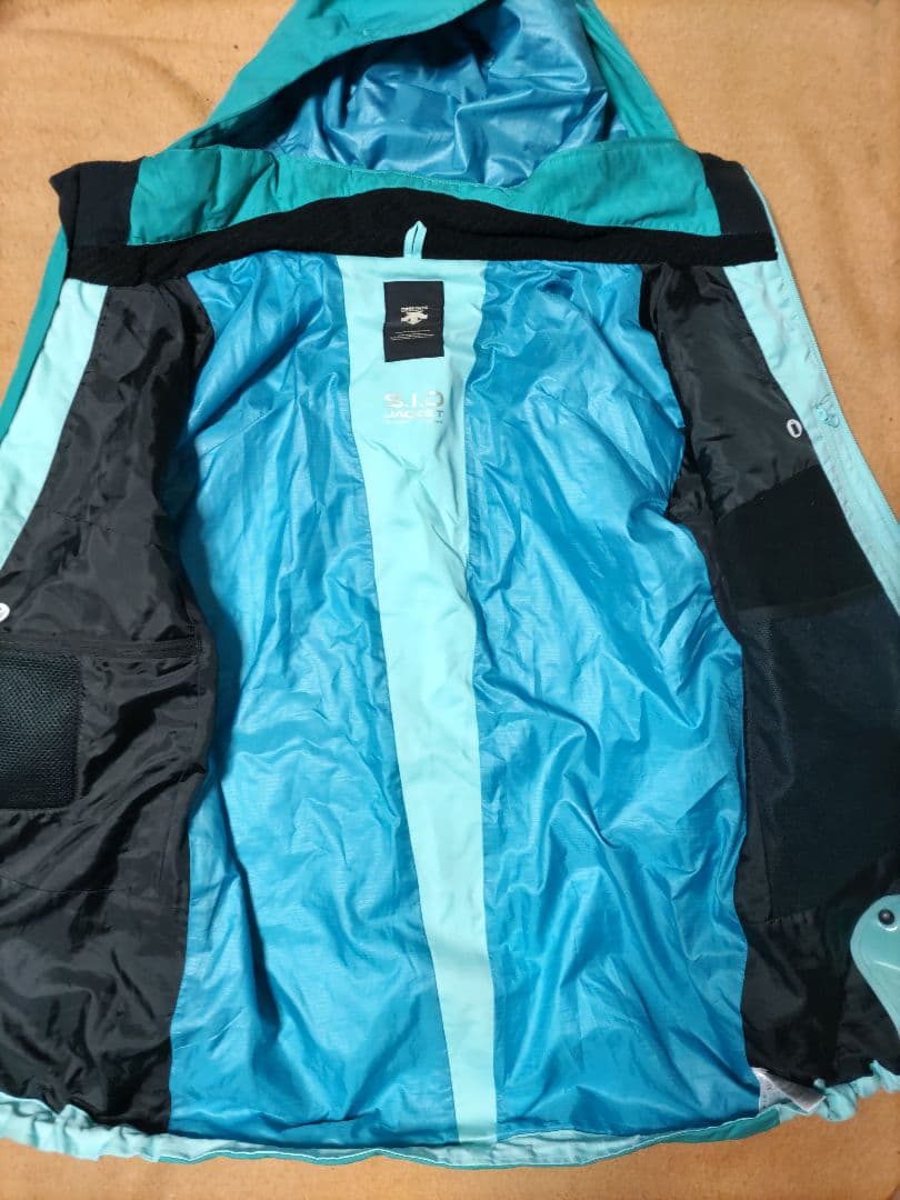 大きいサイズ DESCENT 選手用ジャケット & ビブパンツ