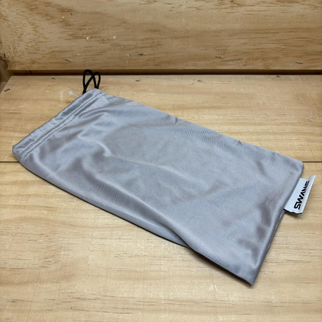 【1556】 SWANS　スワンズ　RACAN　ラカン