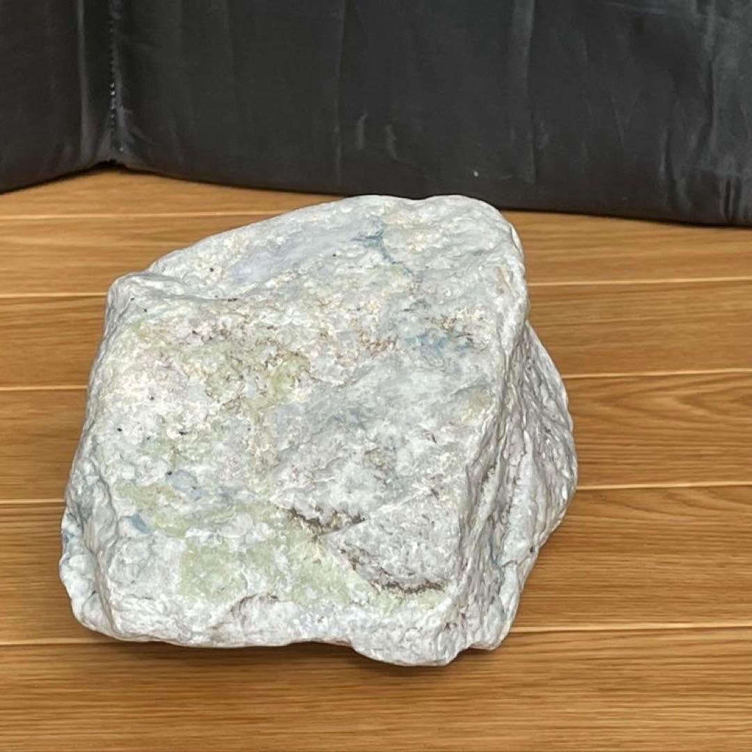糸魚川　希少　青翡翠原石　横川