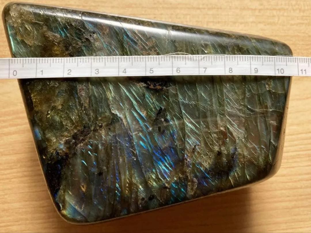 ラブラドライト924g 特大 マダガスカル産 ブルーシラー強 磨き