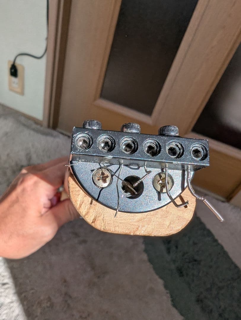 ヘッドレス　ストラト　エレキギター