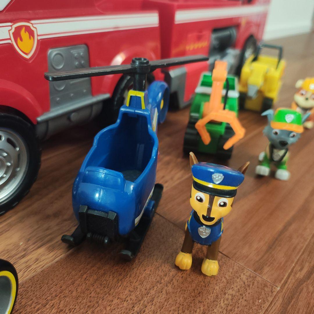 パウ・パトロール アルティメットファイヤートラック スペシャルセット+おまけ