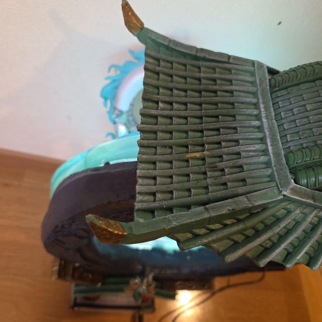 千と千尋の神隠し　海外フィギュア　　　 ライトアップ　チヒロ　ハク　アブラヤ