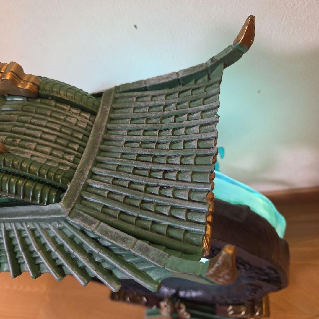 千と千尋の神隠し　海外フィギュア　　　 ライトアップ　チヒロ　ハク　アブラヤ