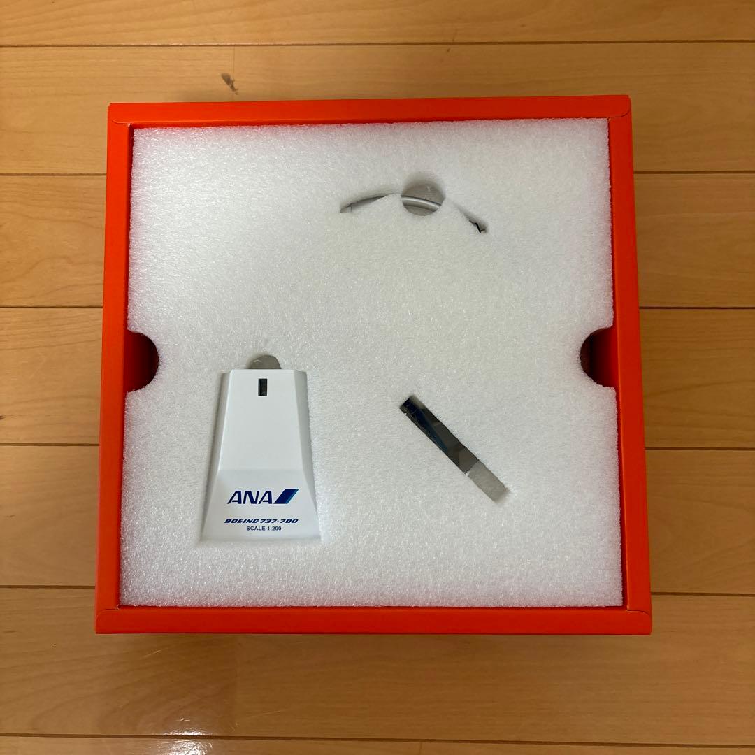 マ*ン様 ANA ボーイング737-700 1/200スケール