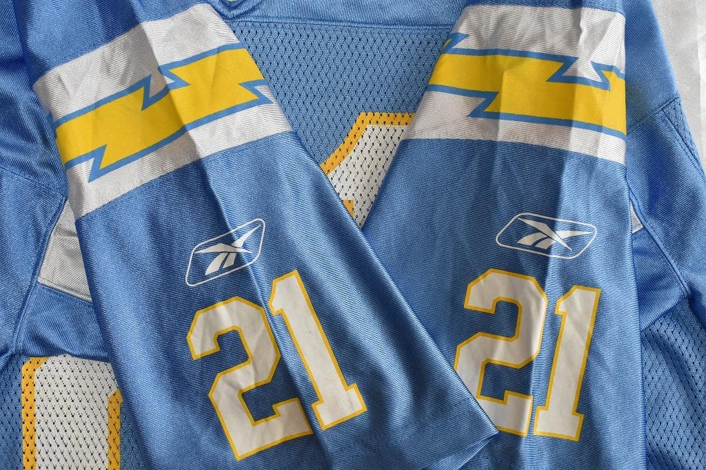 ＠美品 Reebok リーボック サンディエゴ チャージャーズ N131