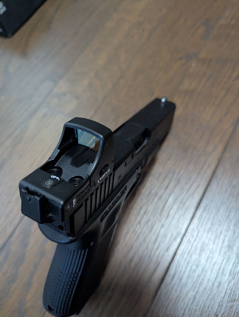 東京マルイ G19 ガスブローバック マイクロプロサイト付