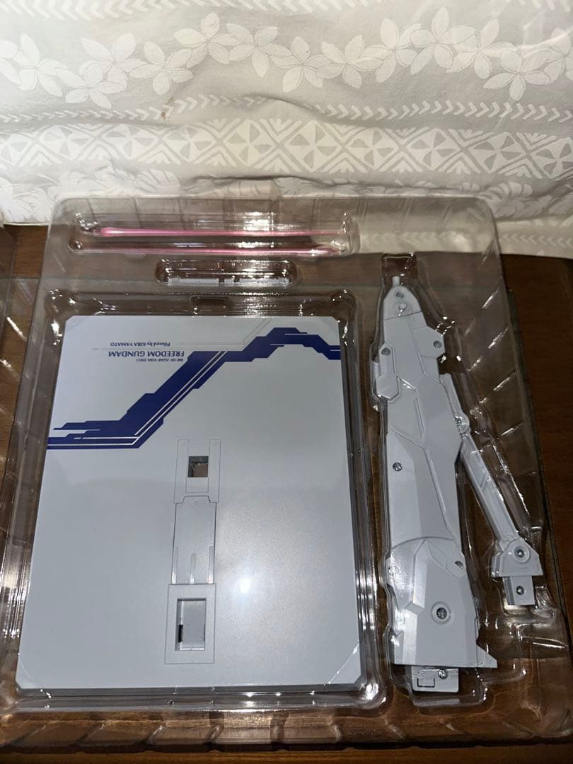 L BUILD フリーダムガンダム CONCEPT 2 バラバラ