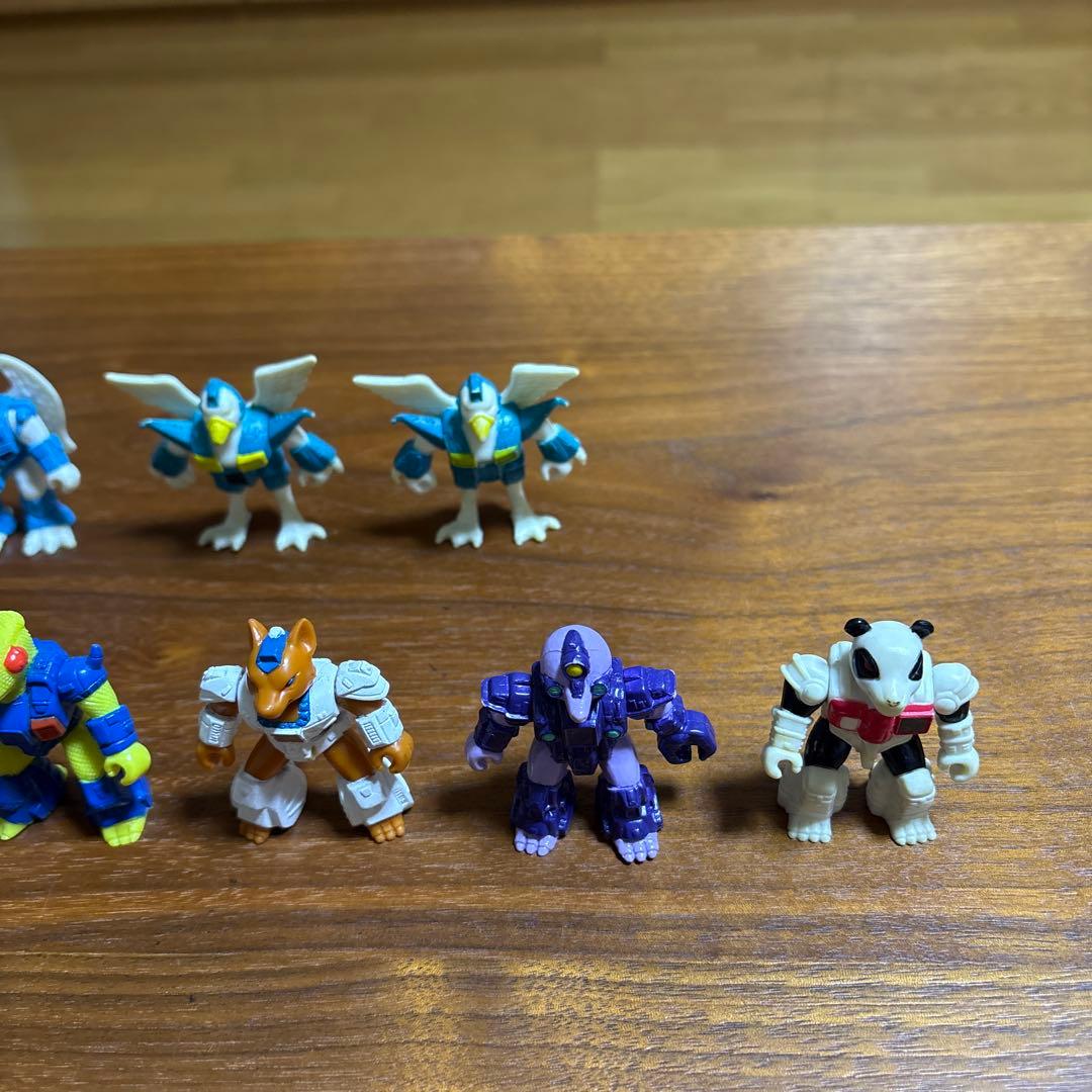 ビーストフォーマー　レーザービースト　本体22体　武器19個