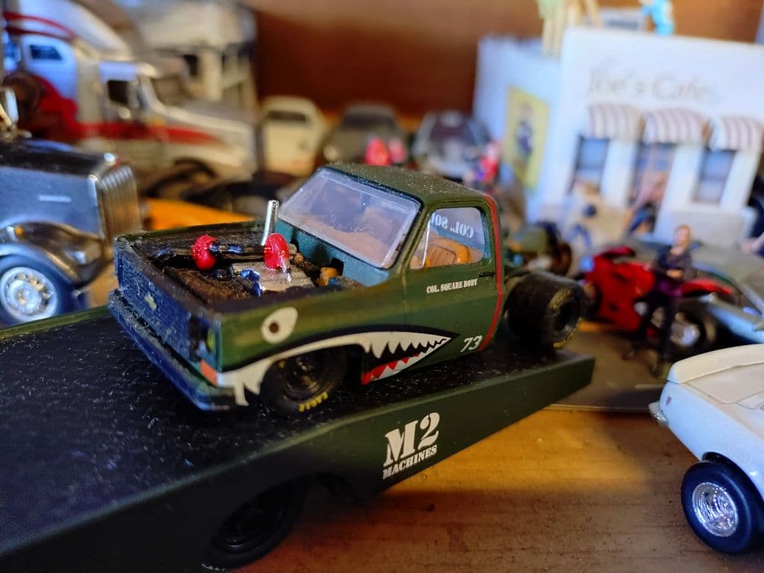 M2シャークマウストレーラー付きミニカーセット