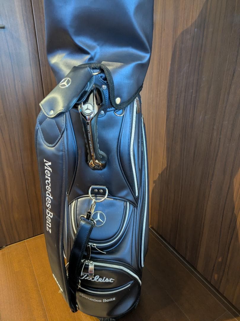 【再値引き】MercedesBenz×Titleist ゴルフバック　セット