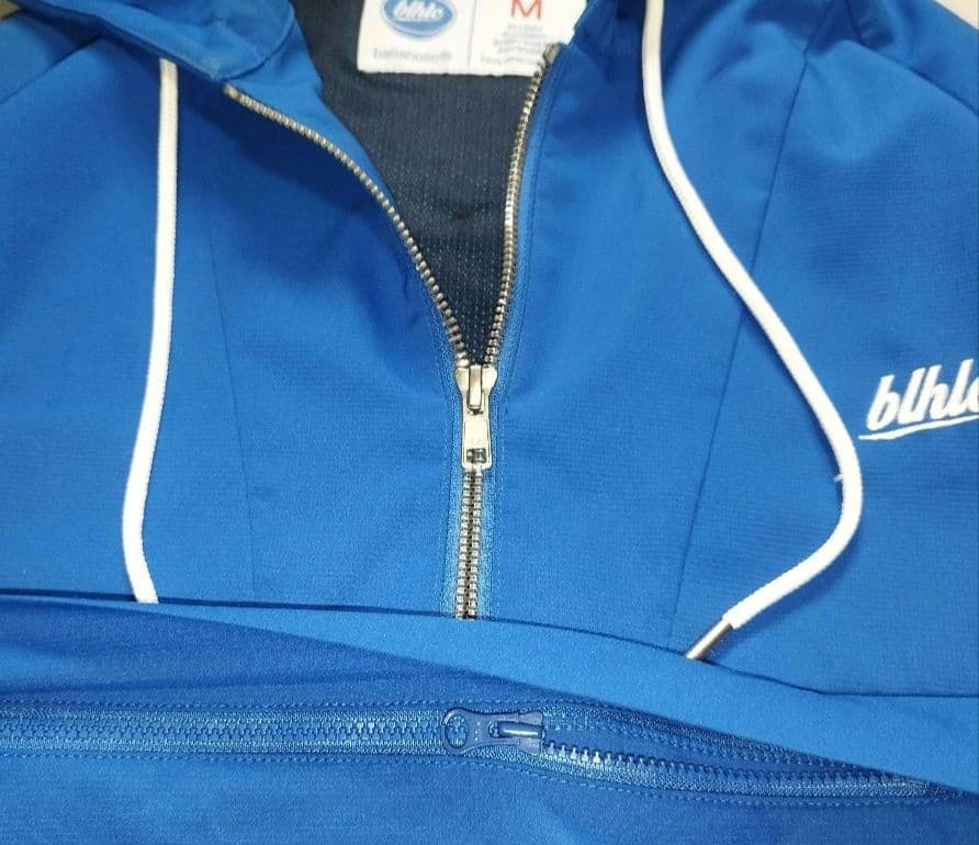 美品　ボーラホリック　ballaholic　トップス　フード　ハーフジップ　薄手